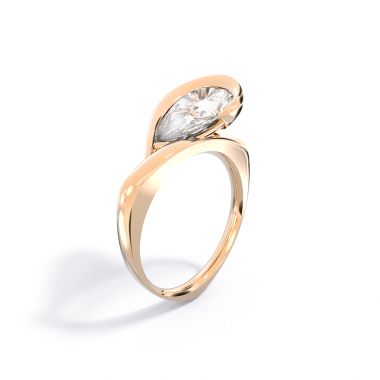 Кольцо из белого золота с бриллиантом груша (код 57002)